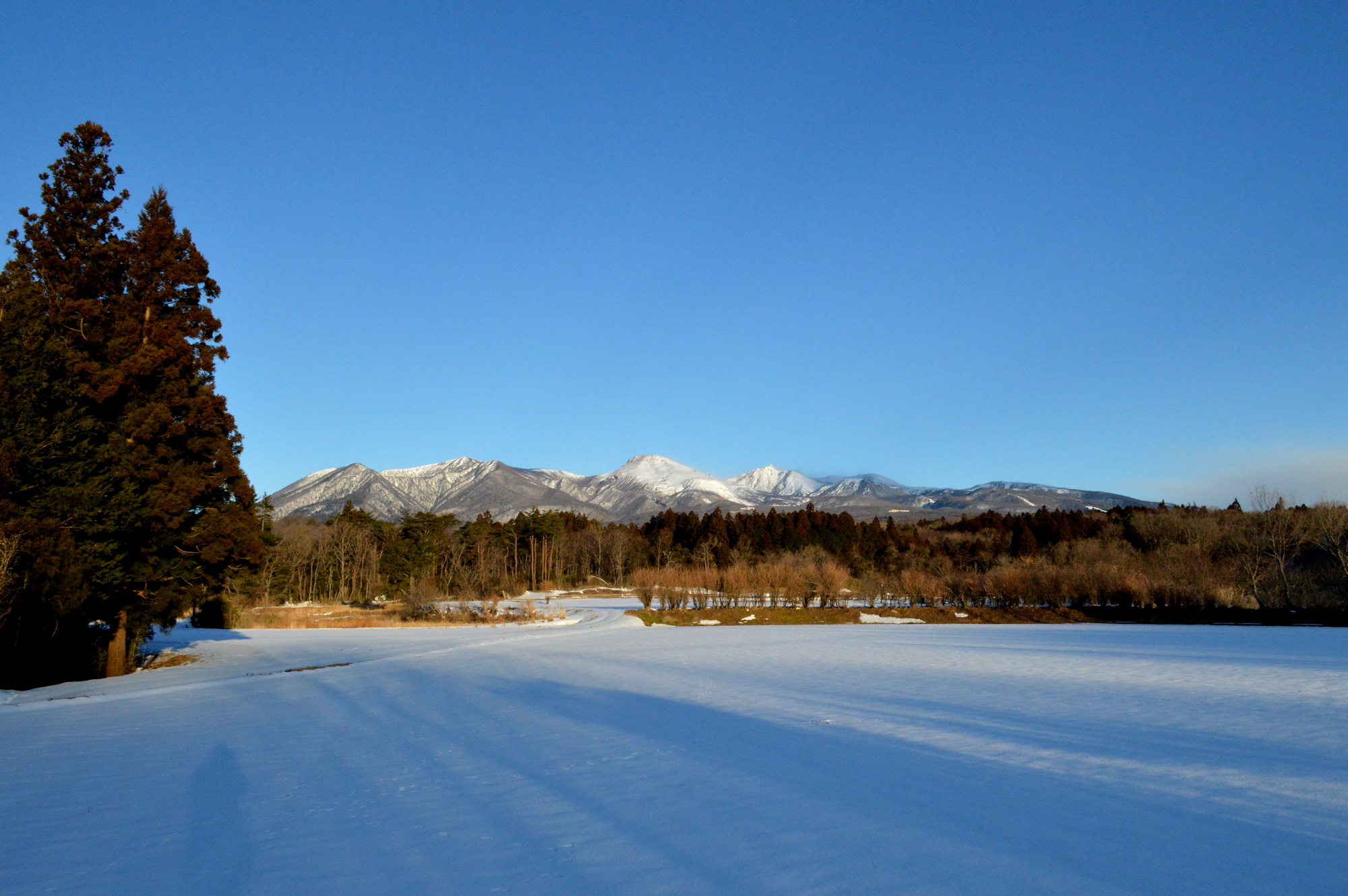 那須高原から見た冬の那須連山